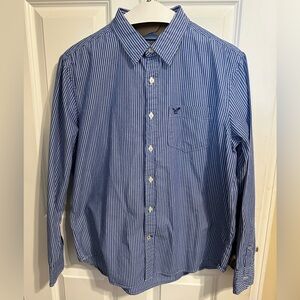 Men’s American Eagle long sleeve shirt